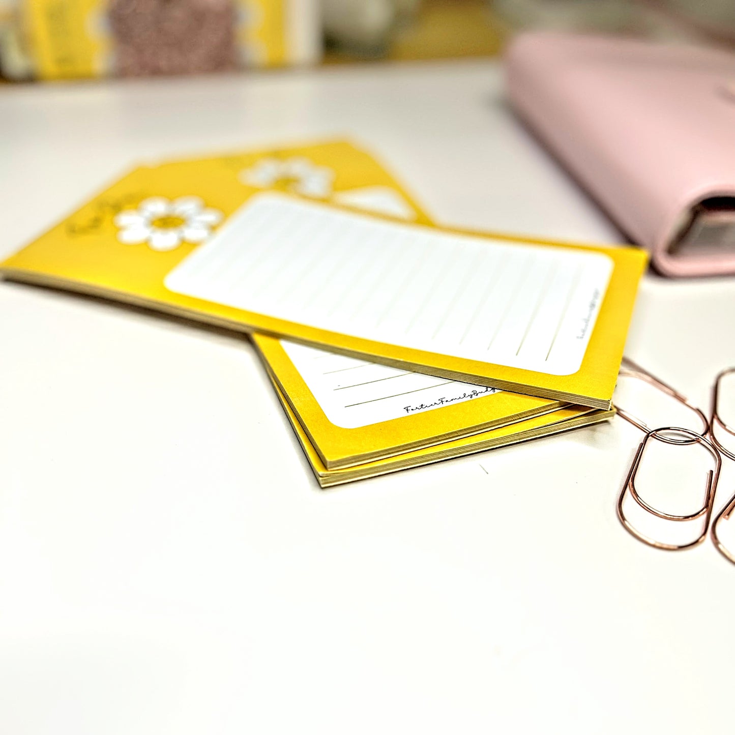 Daisy Sunshine Flower To-Do Notepad- Cute Stationery for Everyday Tasks